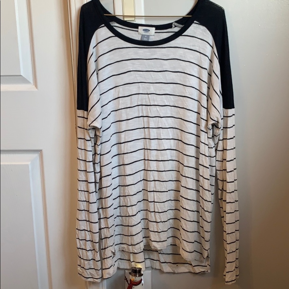 Very comfortable and lightweight long sleeve